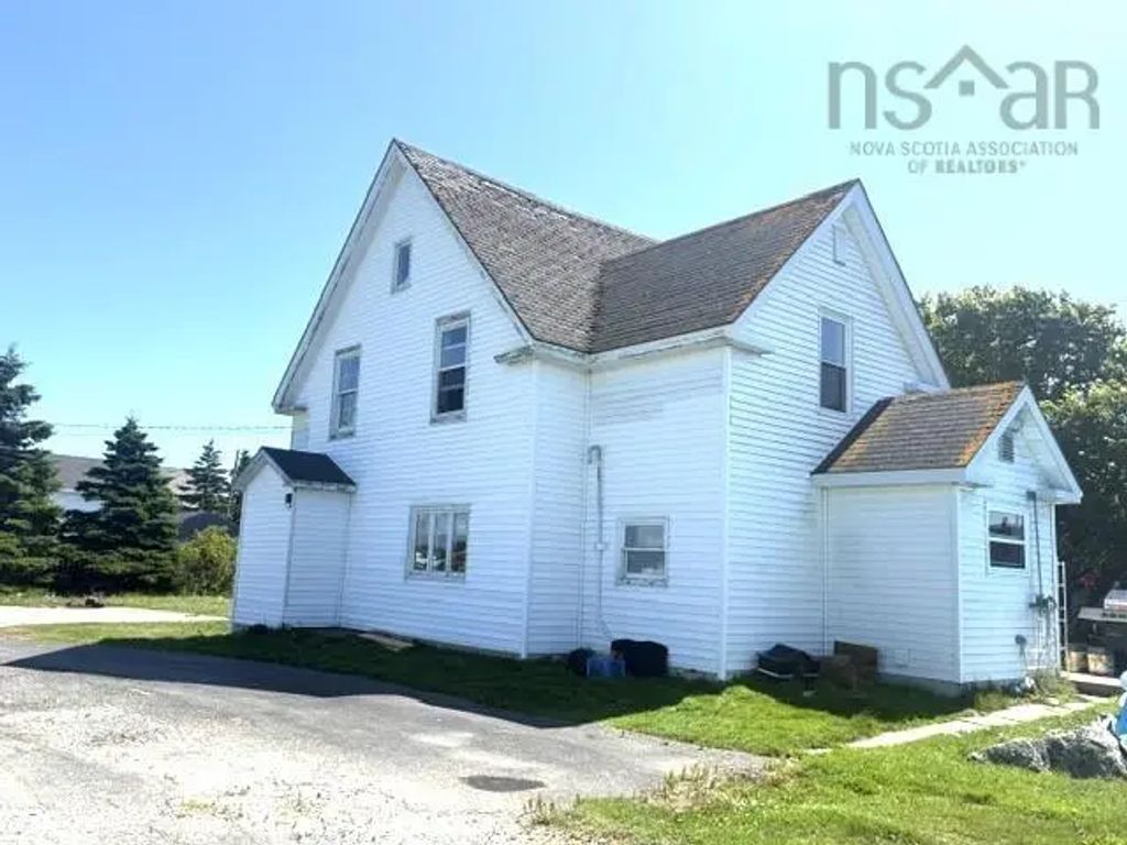 52 Cecil Street, Clark's Harbour