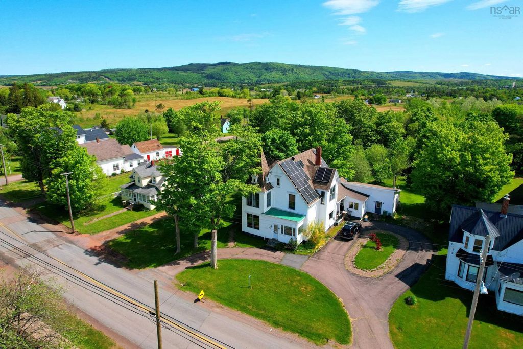 472 Main Street, Parrsboro