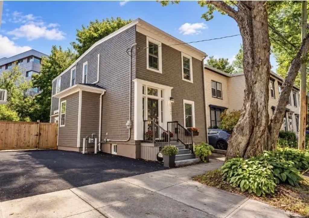 6134 Allan Street, Halifax