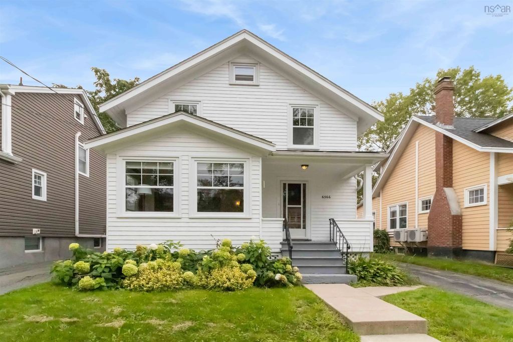 6366 Berlin Street, Halifax Peninsula