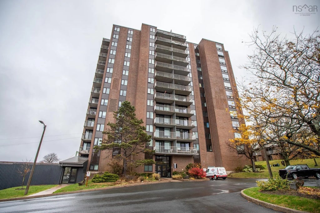 1107 5572 North Ridge Road, Halifax