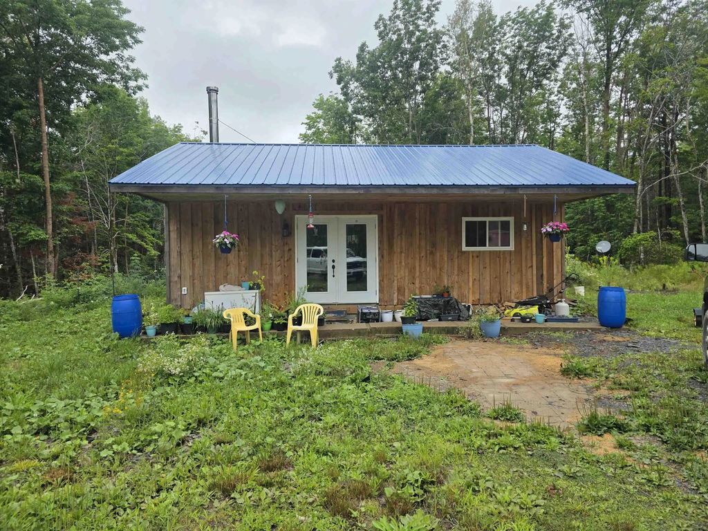 788 Purdy Road, Waldeck West