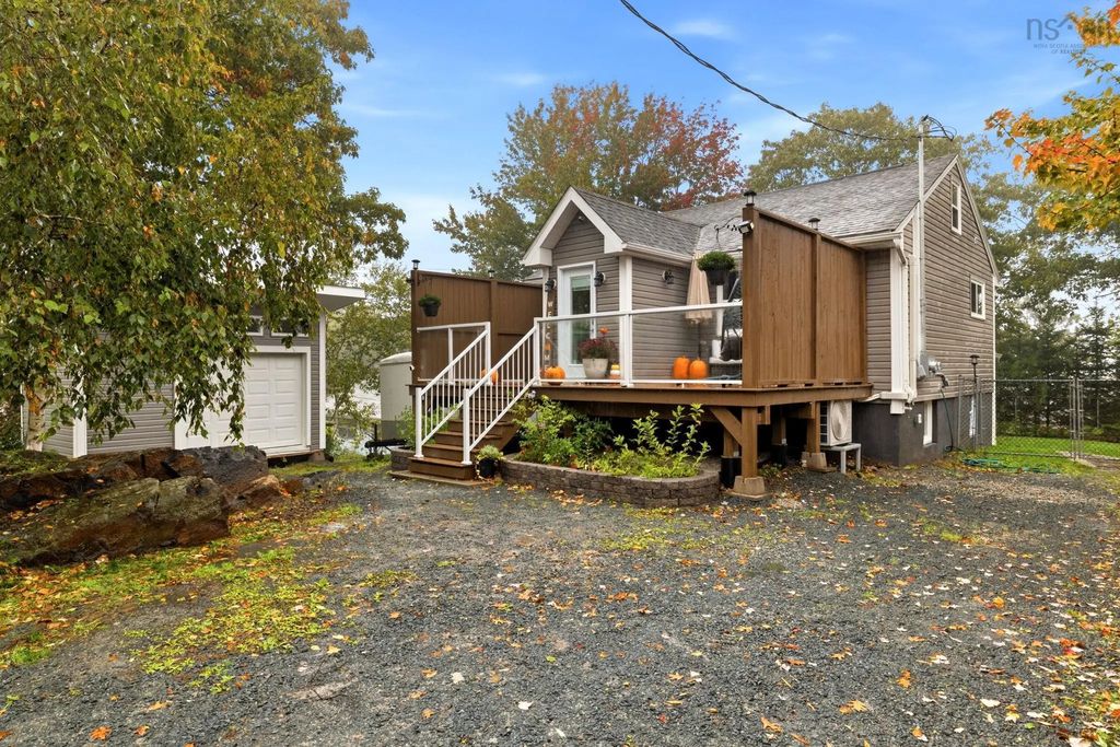 25 Circle Drive, Halifax