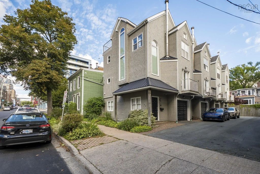 1 1345 Dresden Row, Halifax