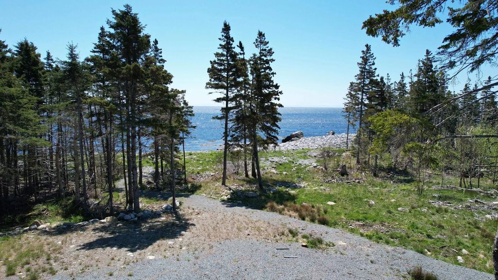 Lot (pid 70050232) Gull Island Road, White Point