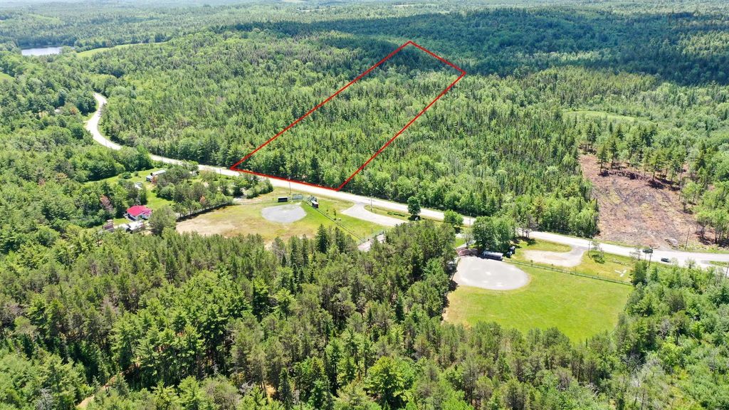 Lot 3 Highway 8, Harmony