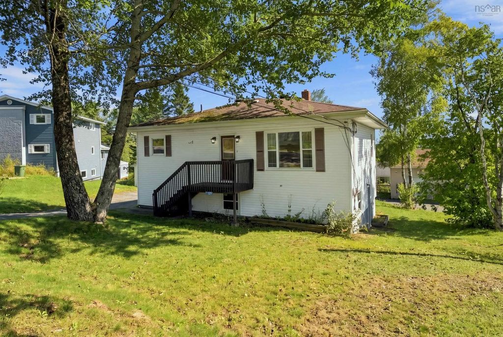 1329 Sackville Drive, Sackville