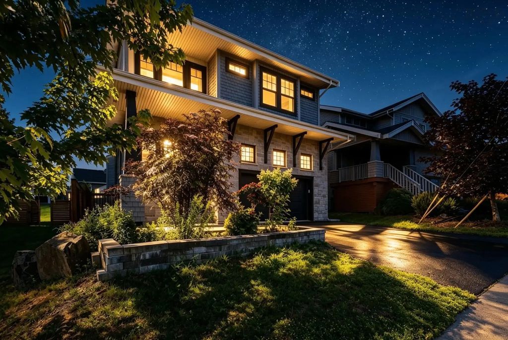 166 Hollyhock Way, Bedford