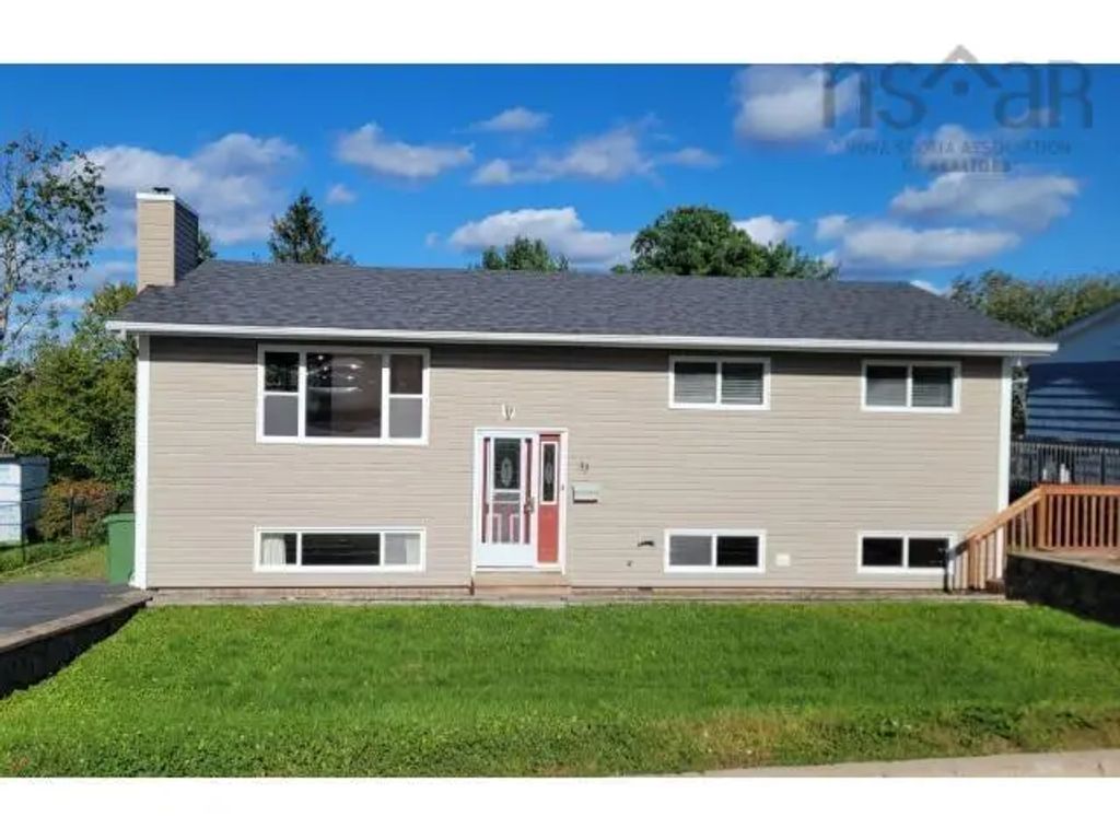 33 Coles Road, Sackville