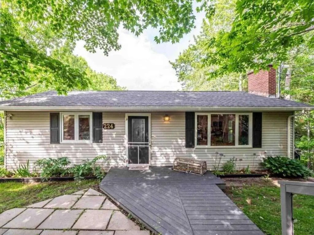224 Tucker Lake Road, Beaver Bank