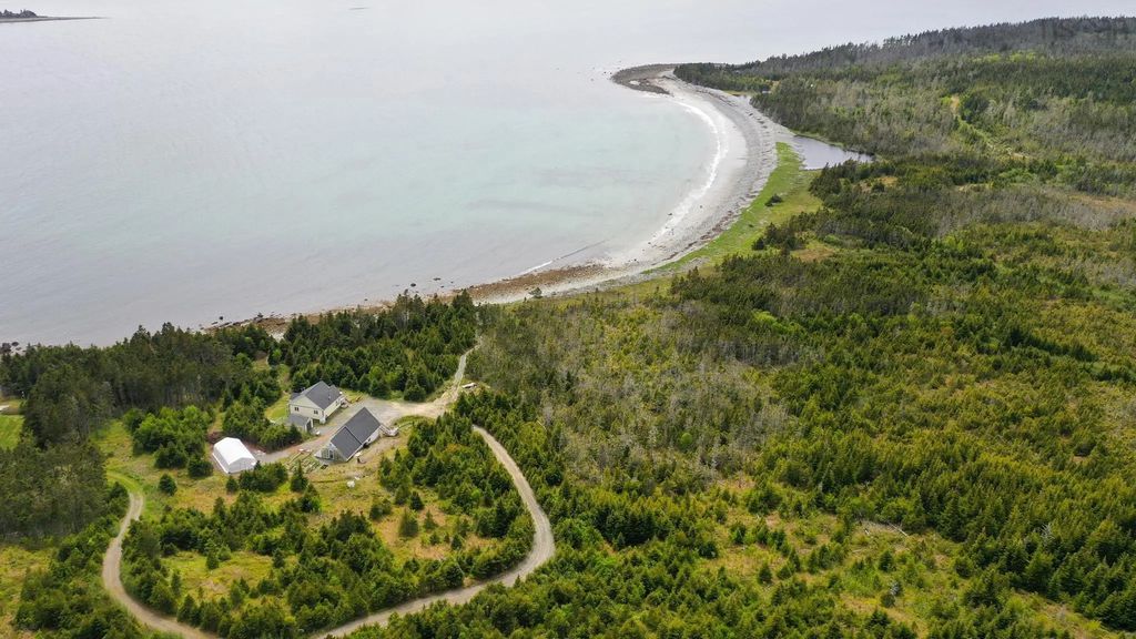 2446 Cape Gegogan Road, Goldenville