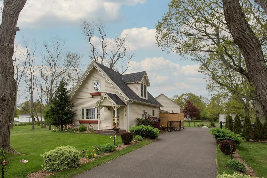 2151 Highway 1, Auburn