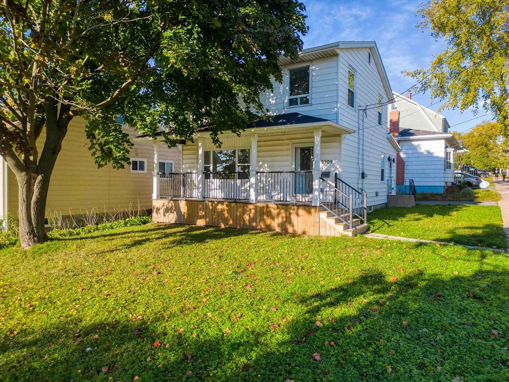 6581 London Street, Halifax Peninsula