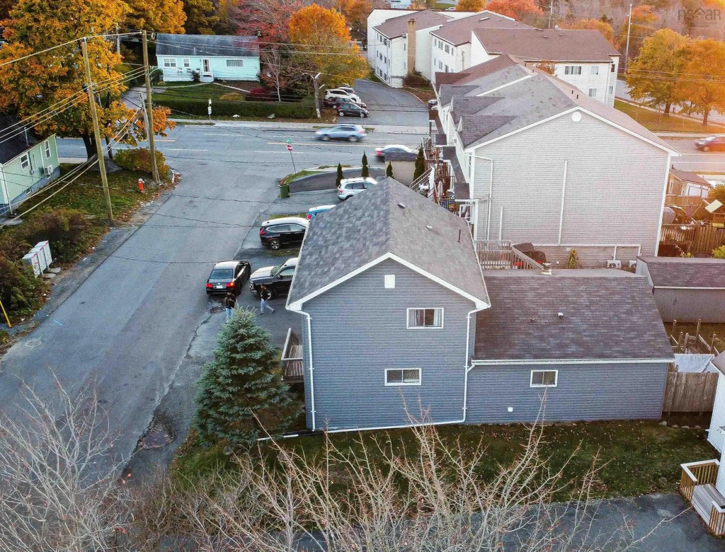 4 Lewis Street, Halifax