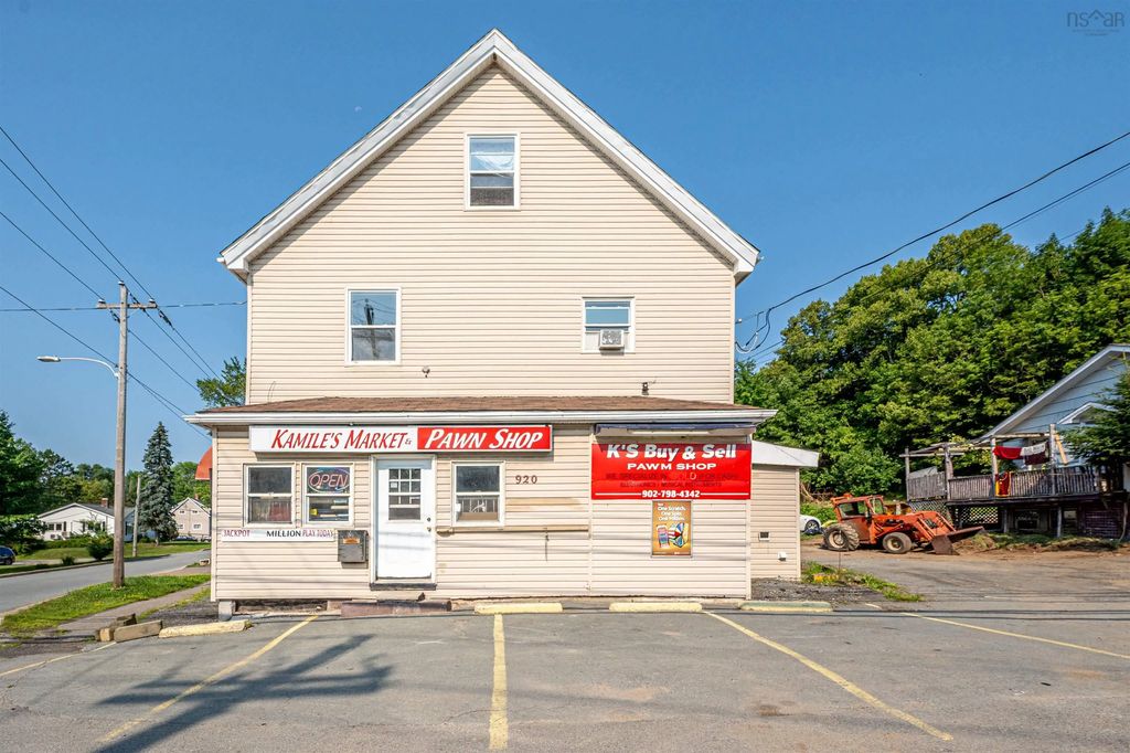 920 King Street, Windsor