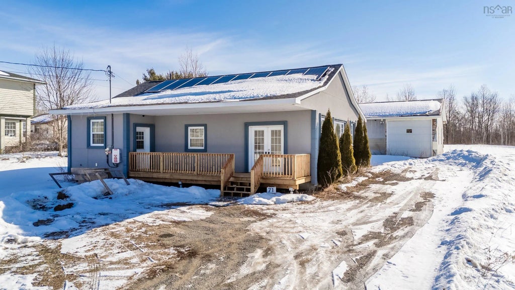 71 Three Mile Plains Cross Road, Three Mile Plains