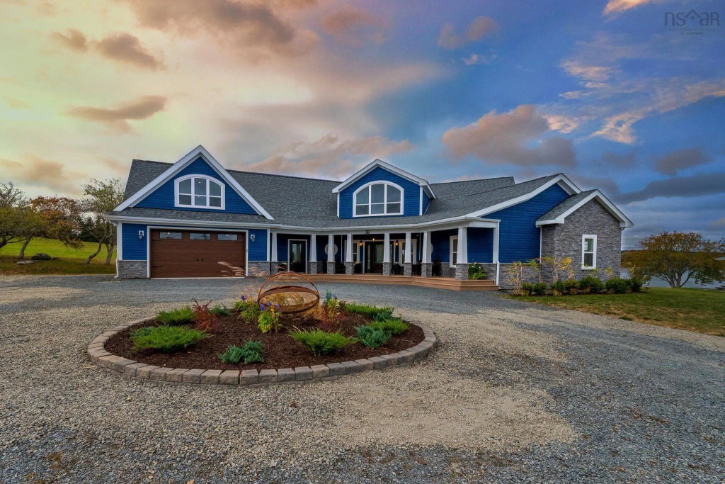 91 Driftwood Court, Garden Lots