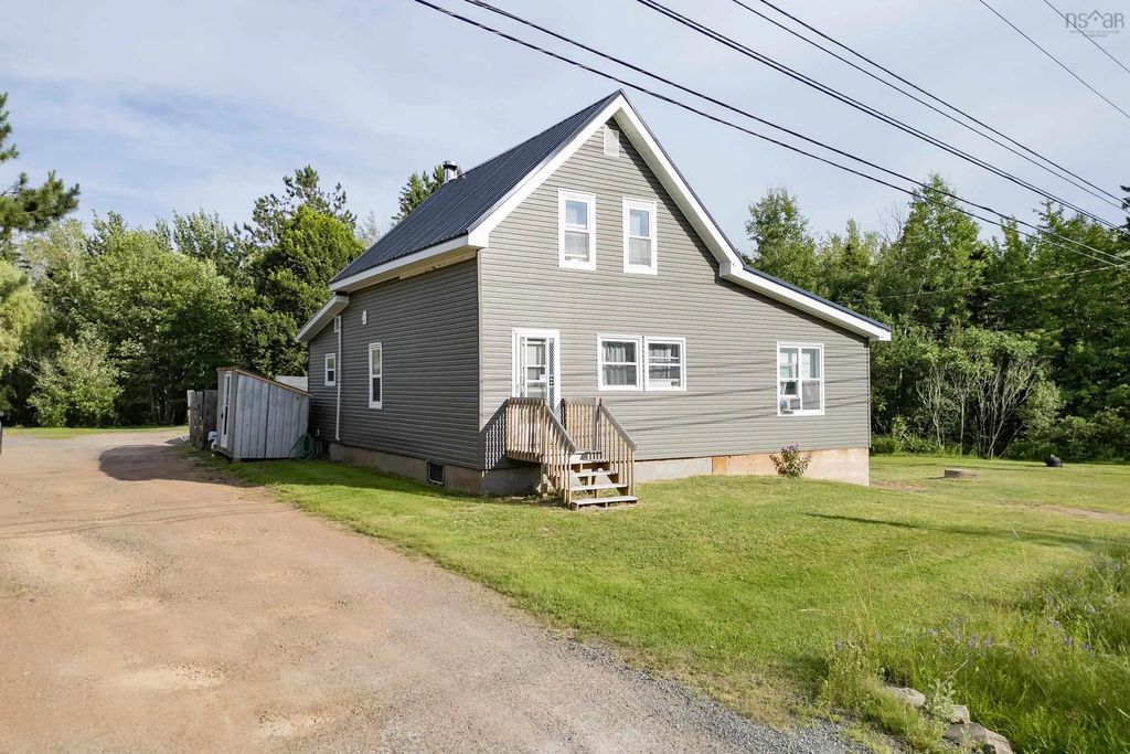 4062 Highway 321, Oxford Junction