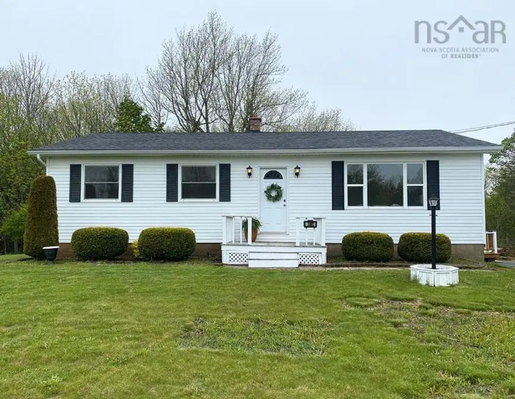 3885 Prospect Road, North Alton