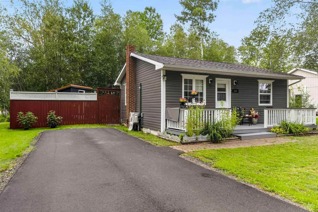 130 Sunset Crescent, Middleton