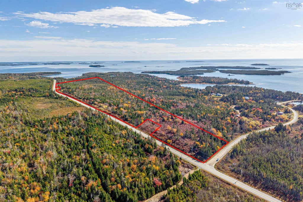 Acreage No 7 Highway, Harrigan Cove