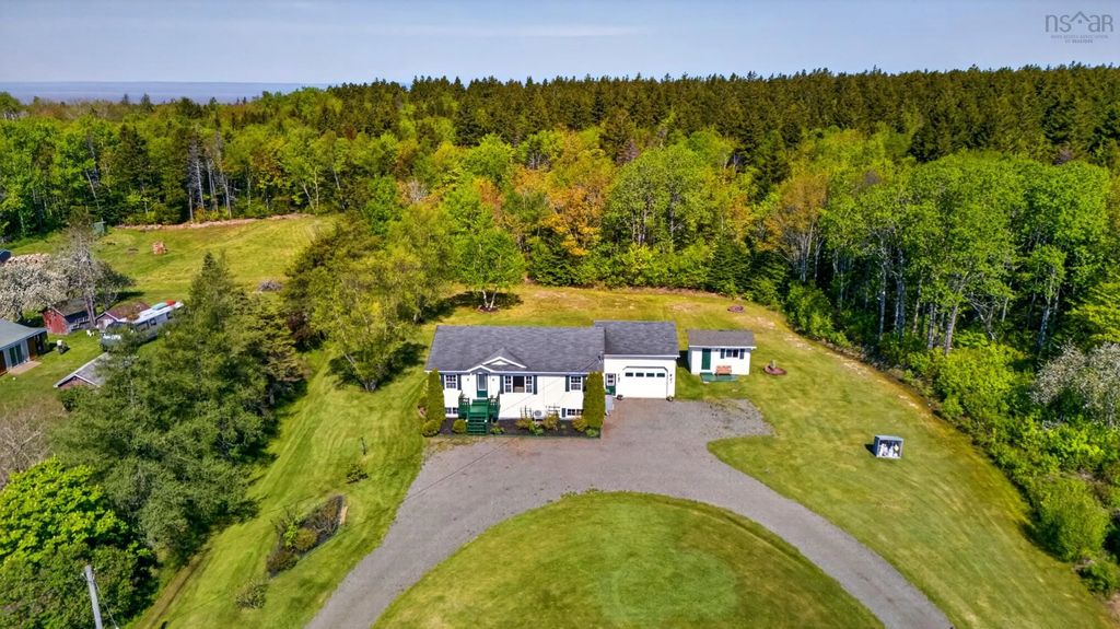315 Highway 242, Joggins