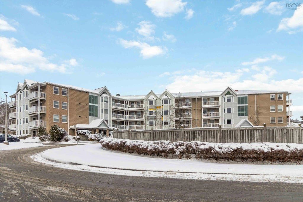 311 93 Kearney Lake Road, Halifax