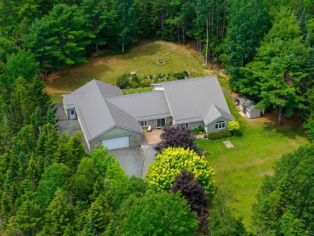 532 Oakland Road, Indian Point