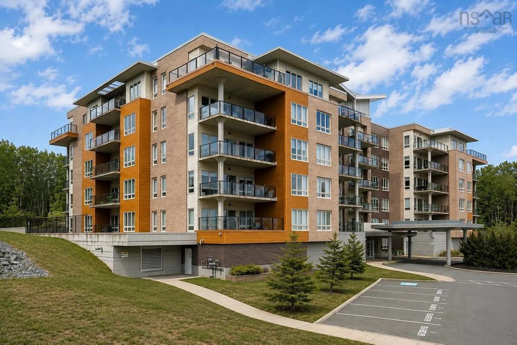 105 267 Gary Martin Drive, Bedford