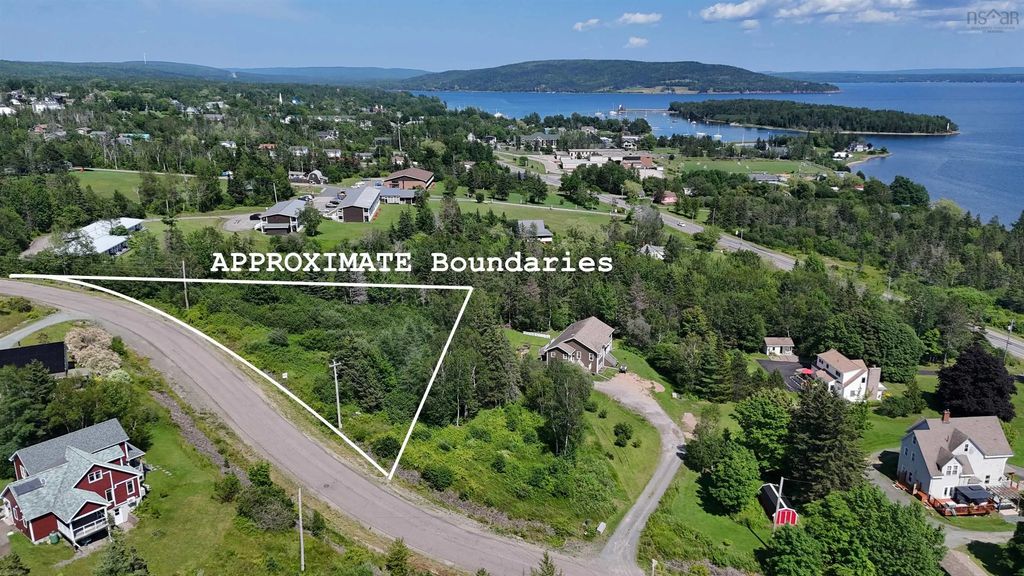 Alderwood Lane, Baddeck