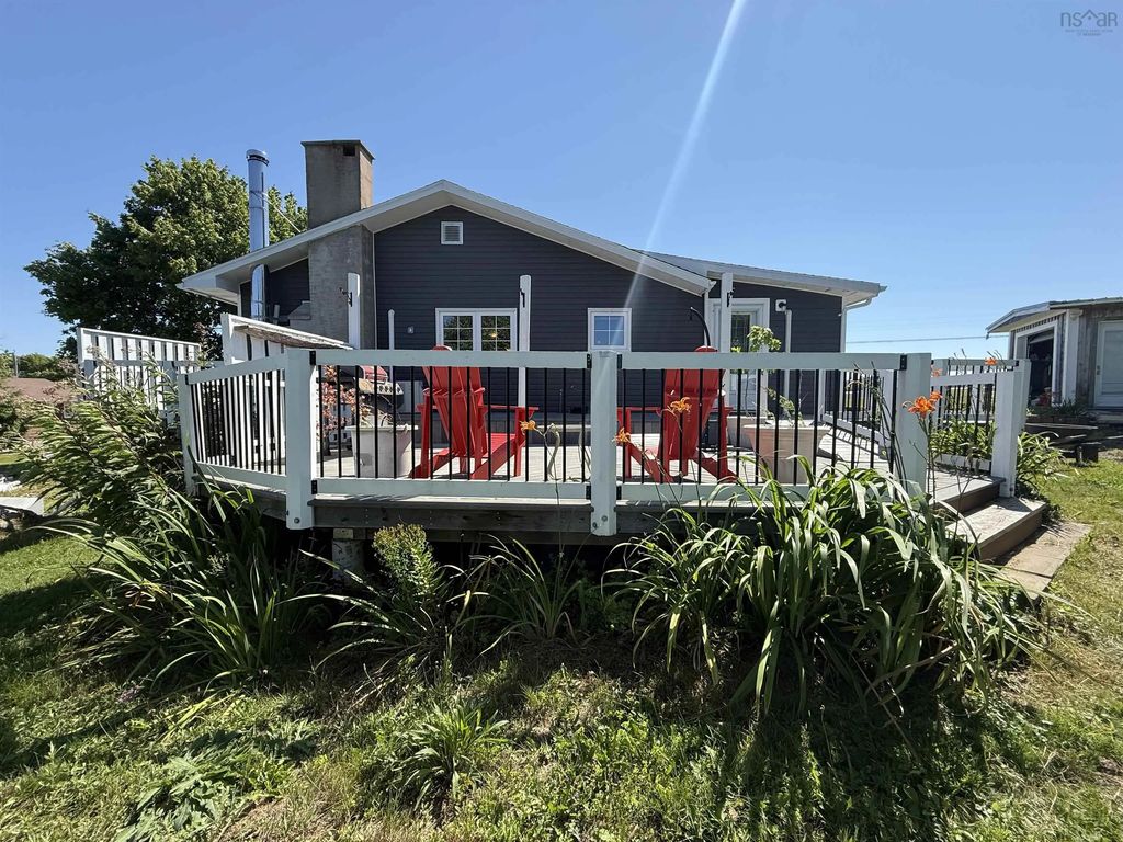 1641 Lansdowne Road, Bear River