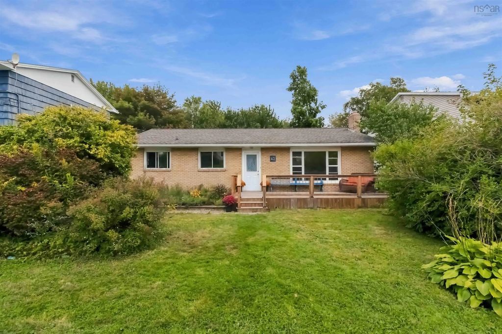 43 Fader Street, Dartmouth