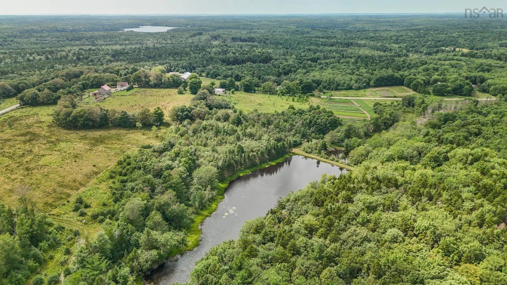 Lot Highway 340, New Tusket