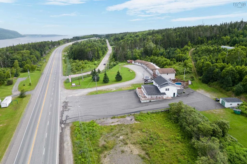 785 105 Highway, Boularderie East