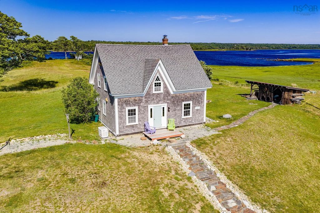 343 West Sable Road, Sable River