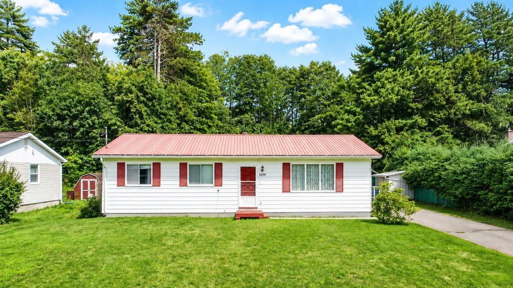 1144 Aalders Avenue,, New Minas