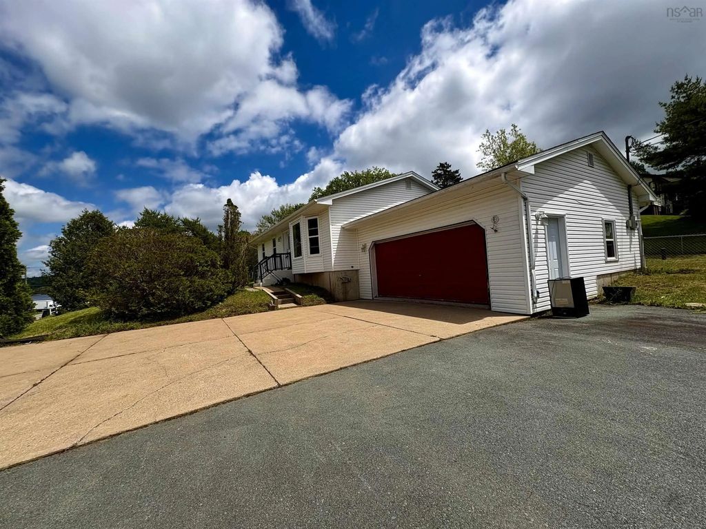 1 Whites Lake Avenue, Whites Lake