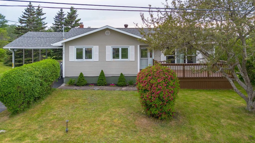 769 Heelan Street, New Waterford