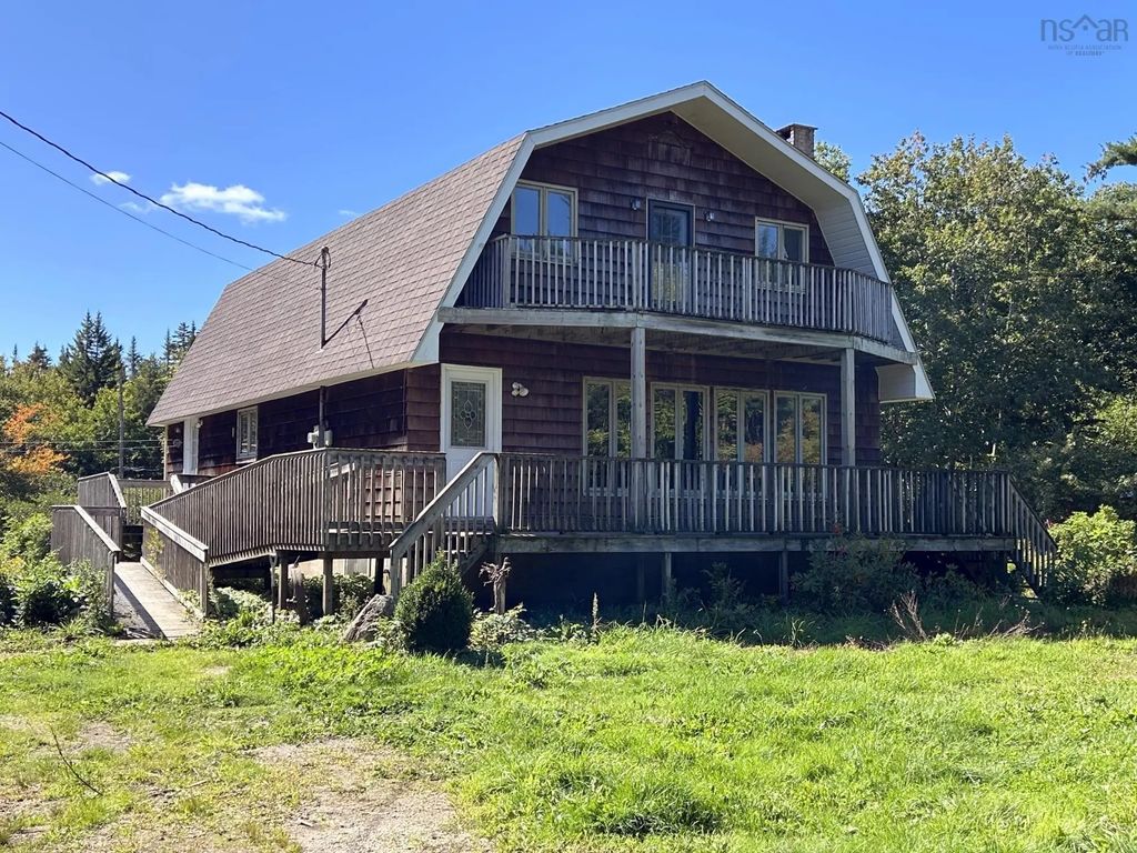 1270 New Russell Road, New Russell