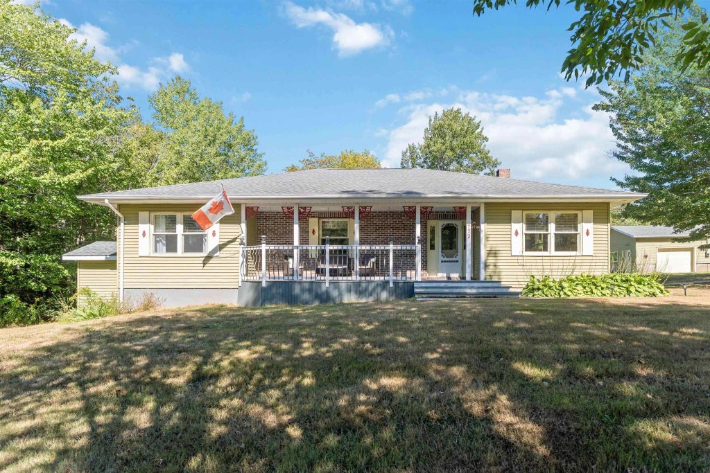 772 Parker Mountain Road, Parkers Cove