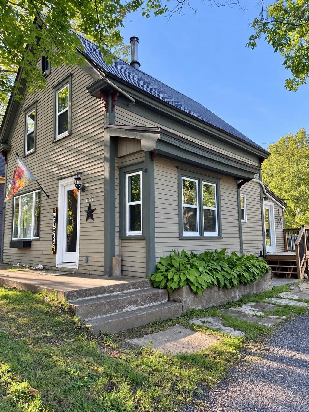 13862 Highway 3, Dayspring