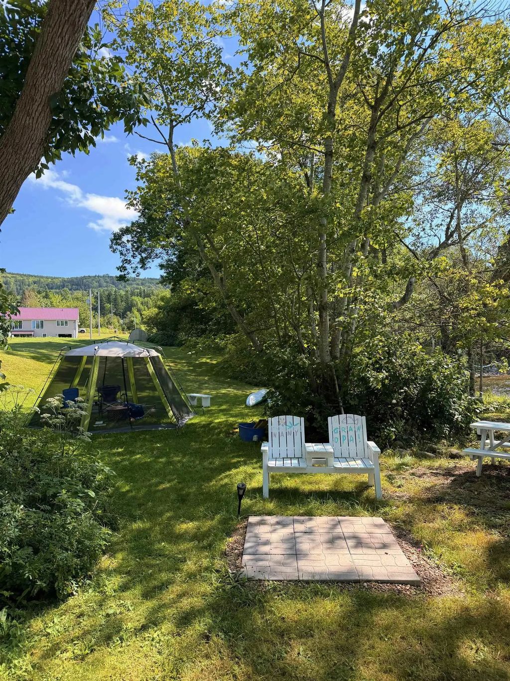 395 2941 Highway 395, East Lake Ainslie