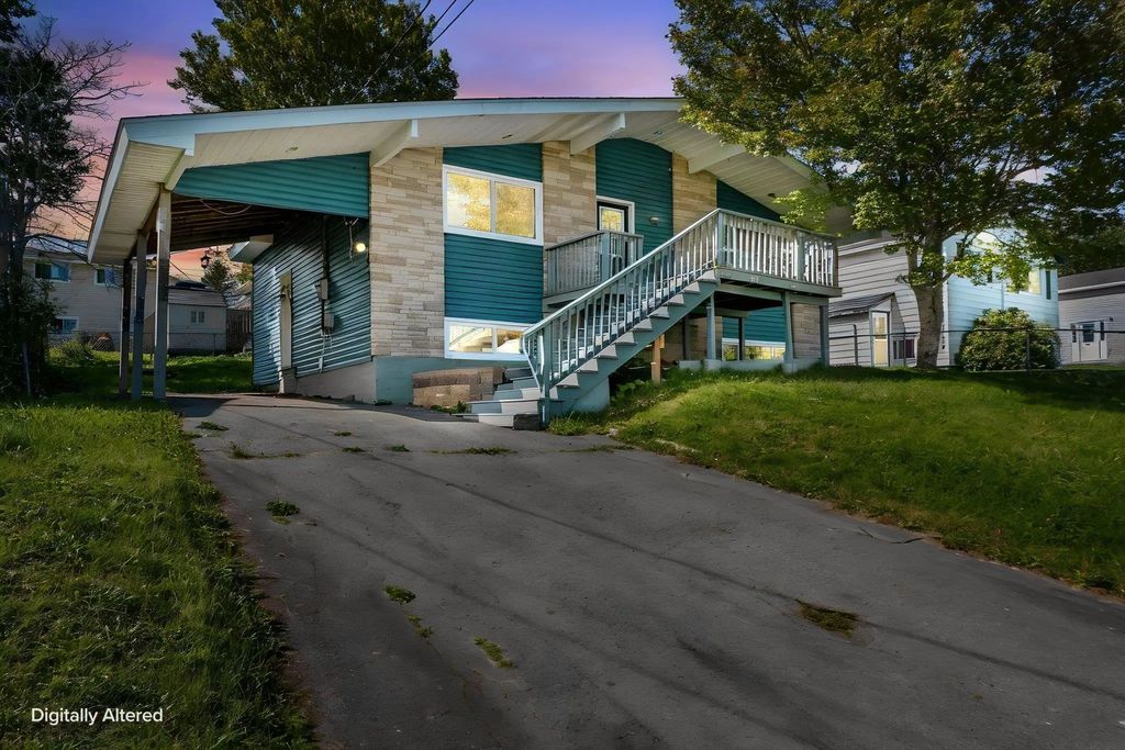 33 Terra Nova Avenue, Lake Loon