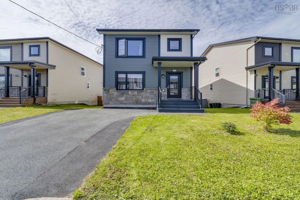 147 Titanium Crescent, Spryfield