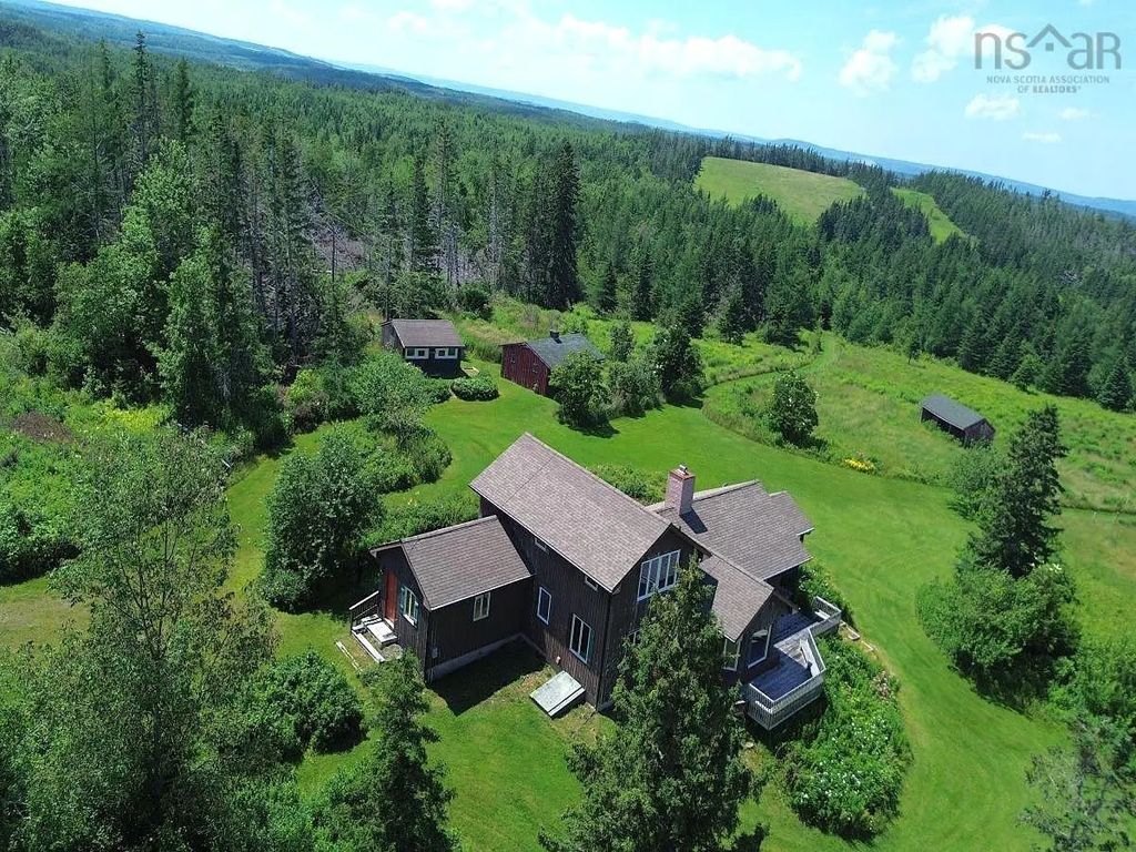 172 Melanson Road, Pomquet