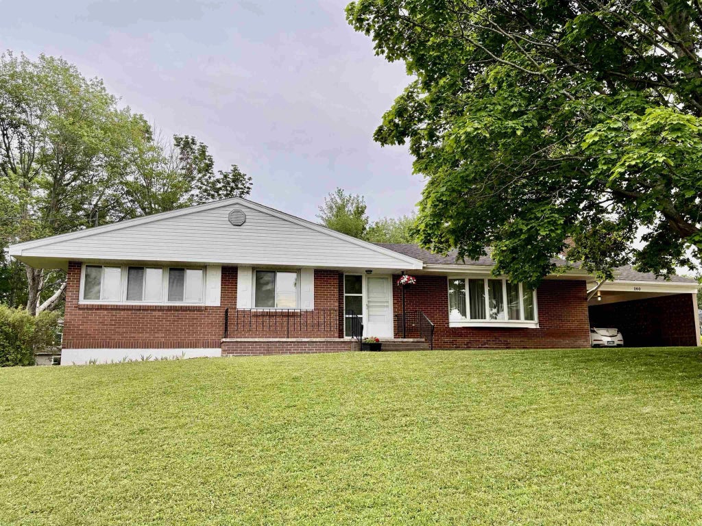 260 Linden Avenue, New Glasgow