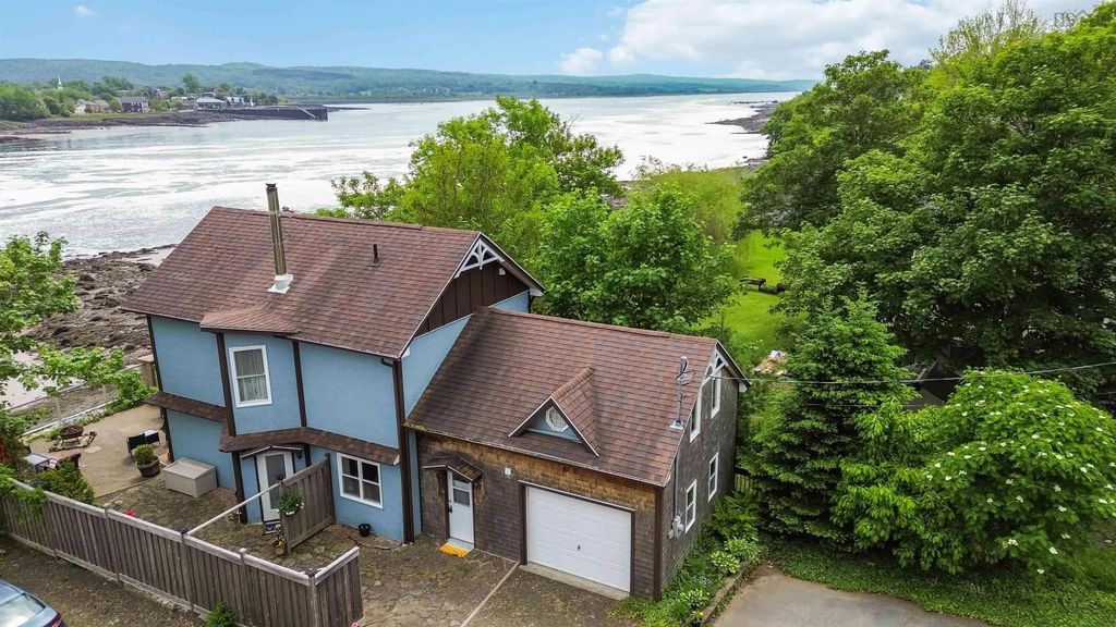 5438 Granville Road, Granville Ferry