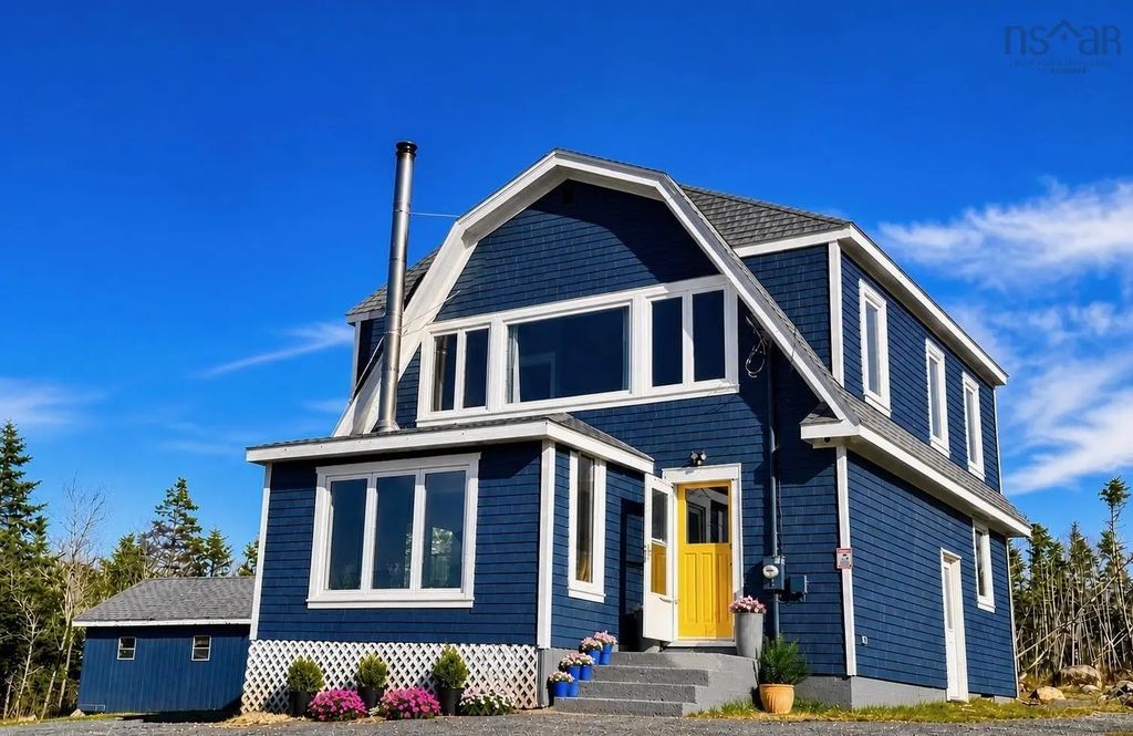 2351 Ostrea Lake Road, Ostrea Lake