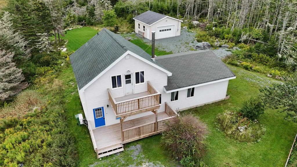 2741 Ostrea Lake Road, Musquodoboit Harbour