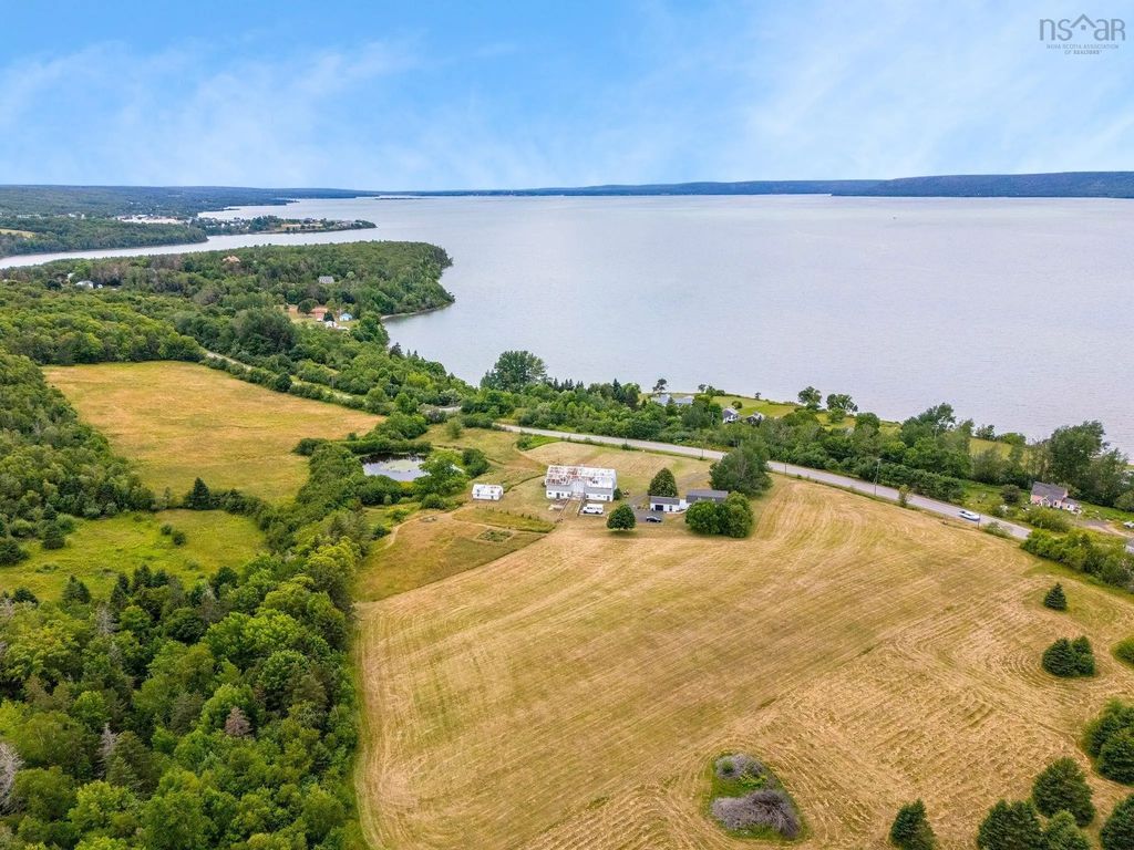 1896 Highway 1, Clementsport